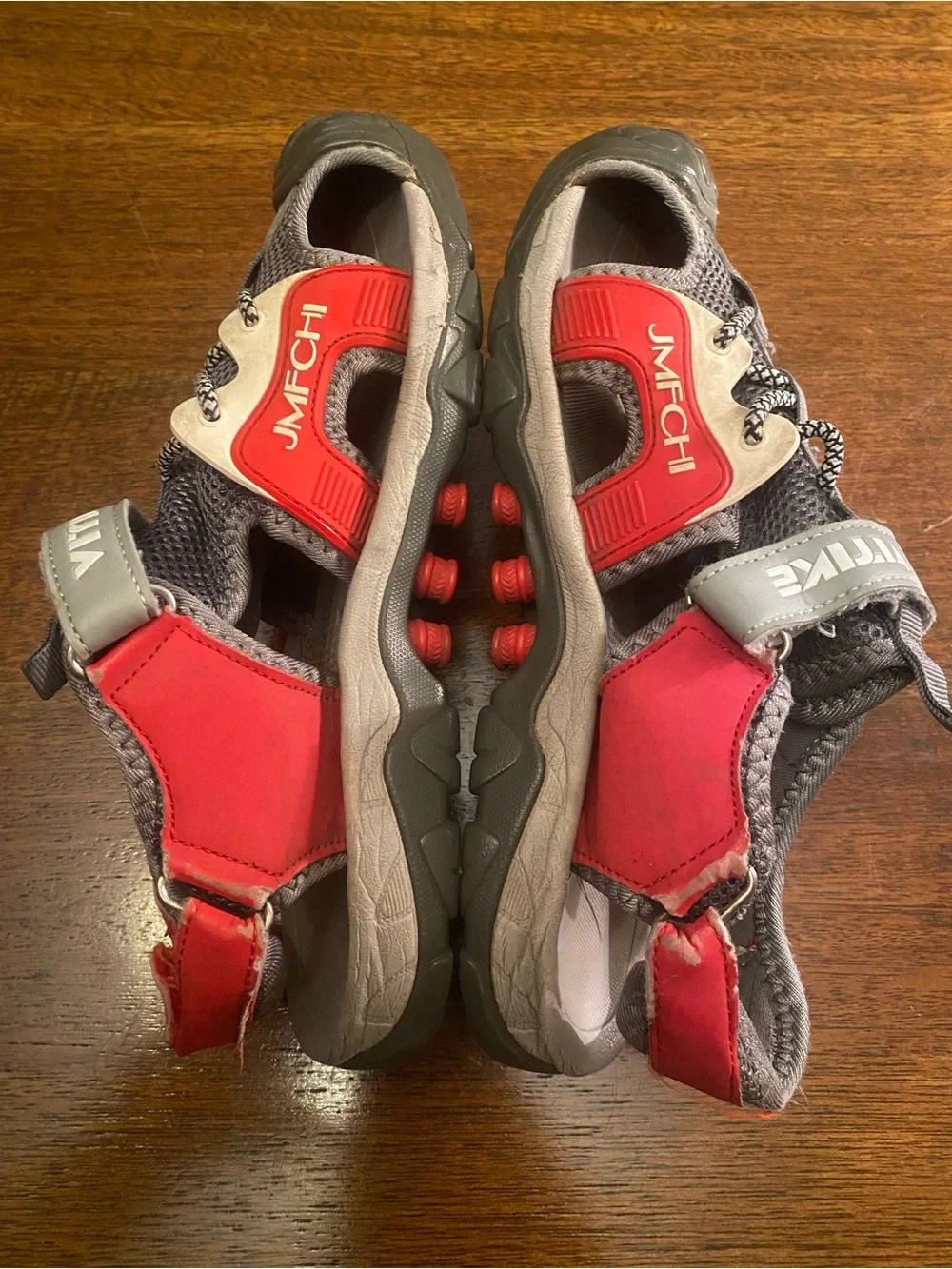 VITIKE Unisex Kids Strappy Sandals Gray Red Hook & Loop Mesh Open Toe men size 7